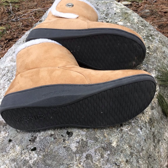 Vionic Vanah, Slipper boots, Size 9 - Picture 5 of 5